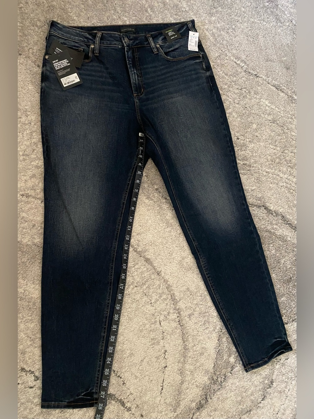 Silver Jeans Avery Curvy Fit High Rise Skinny Size 16W NWT - Picture 4 of 10